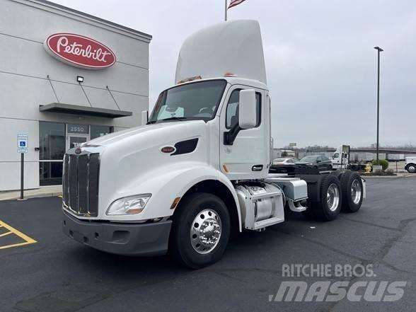 Peterbilt 579 牵引车