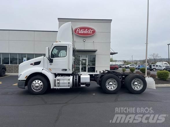 Peterbilt 579 牵引车