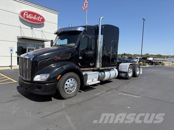 Peterbilt 579 牵引车