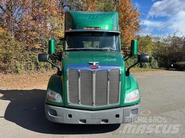 Peterbilt 579 牵引车