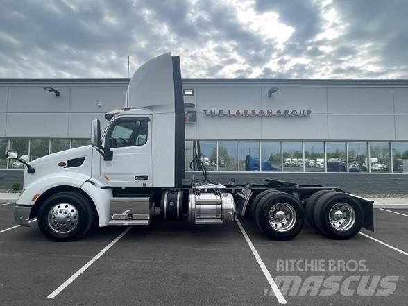Peterbilt 579 牵引车