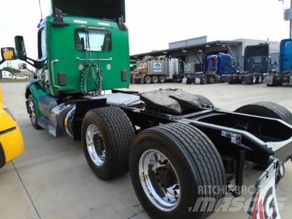 Peterbilt 579 牵引车