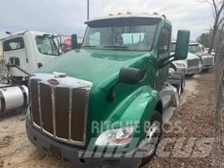 Peterbilt 579 牵引车