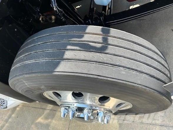 Peterbilt 579 牵引车