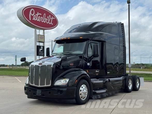 Peterbilt 579 牵引车