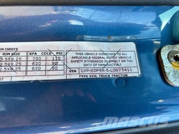 Peterbilt 579 牵引车