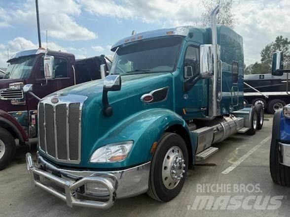 Peterbilt 579 牵引车