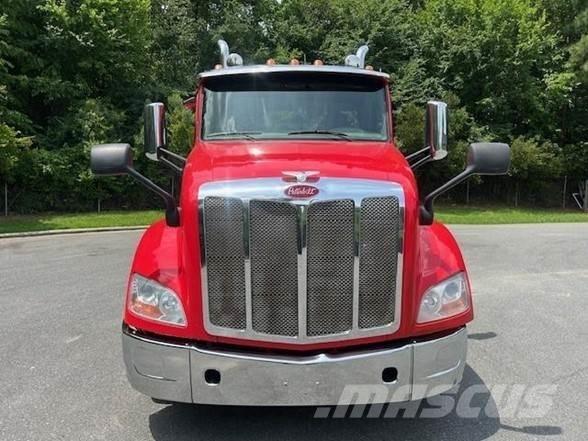 Peterbilt 579 牵引车