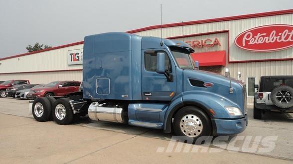 Peterbilt 579 牵引车