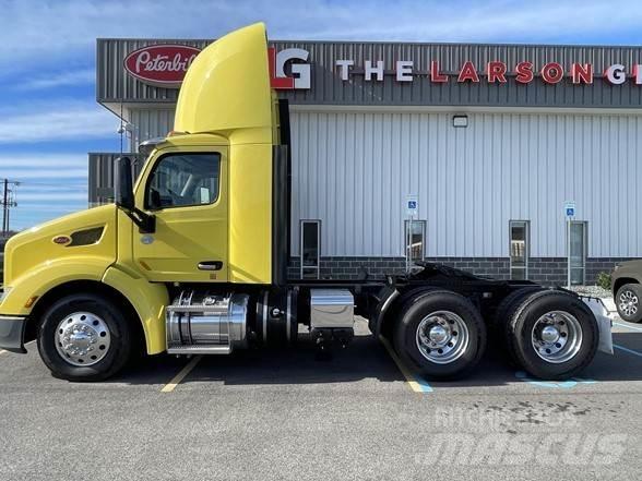 Peterbilt 579 牵引车