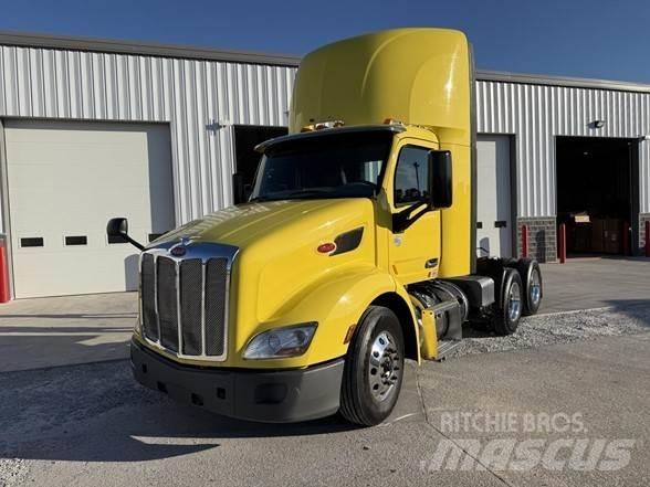 Peterbilt 579 牵引车