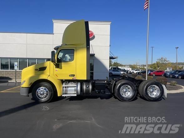 Peterbilt 579 牵引车