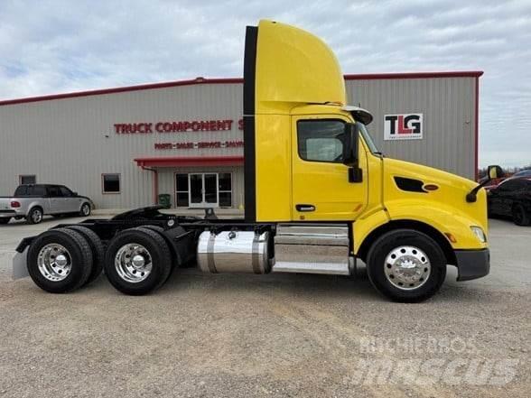 Peterbilt 579 牵引车