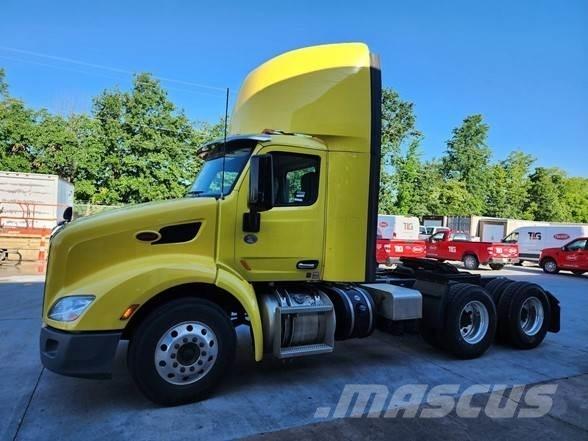 Peterbilt 579 牵引车