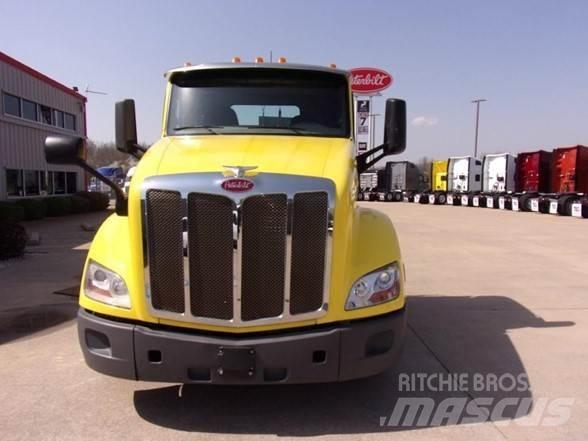 Peterbilt 579 牵引车
