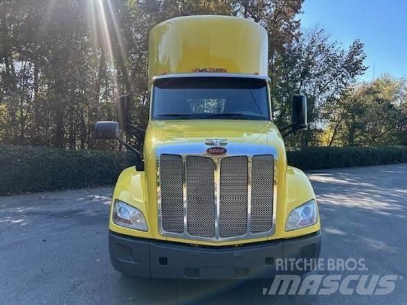 Peterbilt 579 牵引车