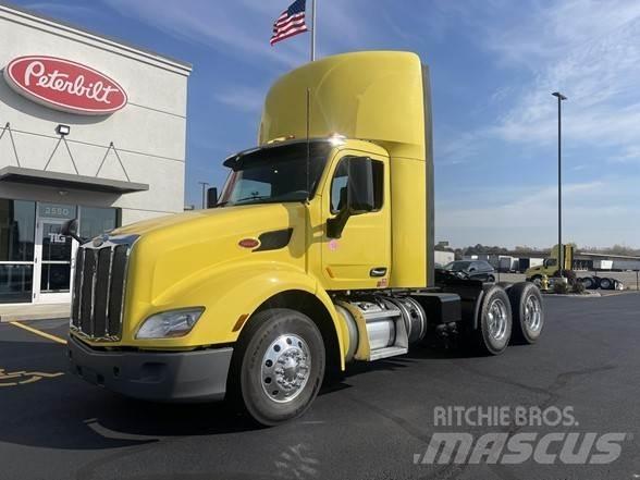 Peterbilt 579 牵引车