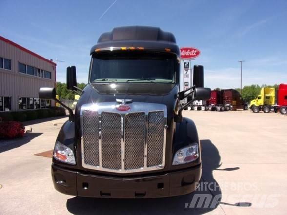 Peterbilt 579 牵引车