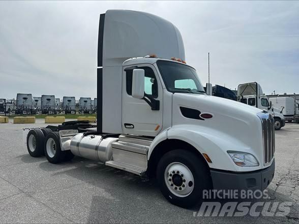 Peterbilt 579 牵引车