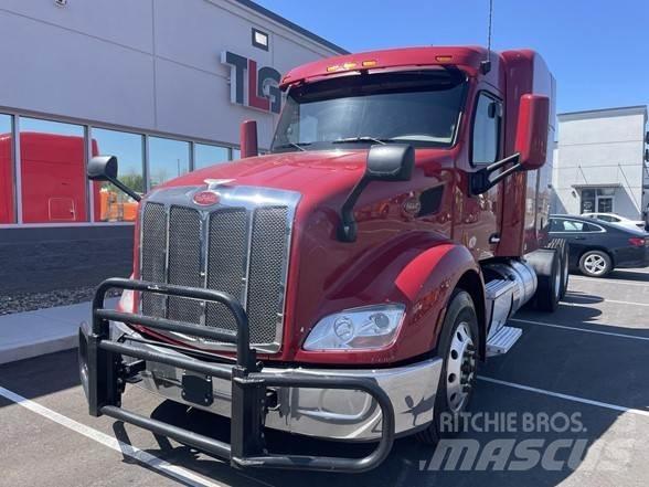 Peterbilt 579 牵引车