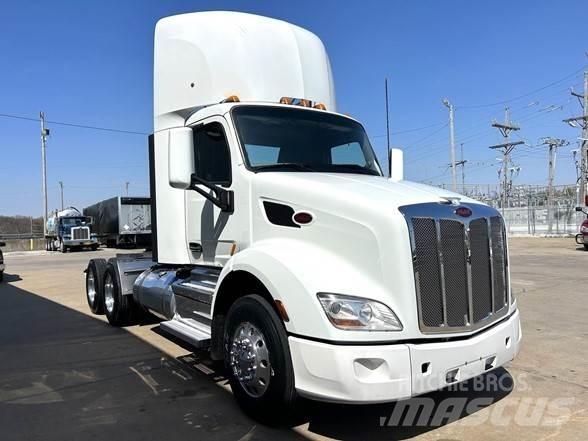 Peterbilt 579 牵引车