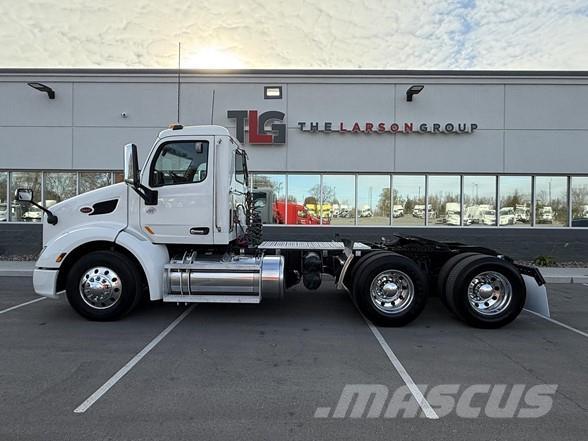 Peterbilt 579 牵引车