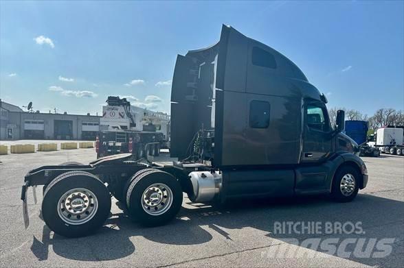 Peterbilt 579 牵引车