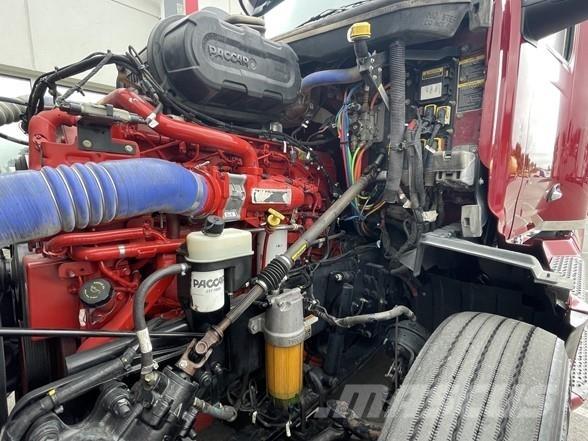Peterbilt 579 牵引车