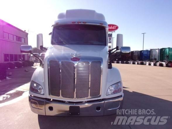 Peterbilt 579 牵引车