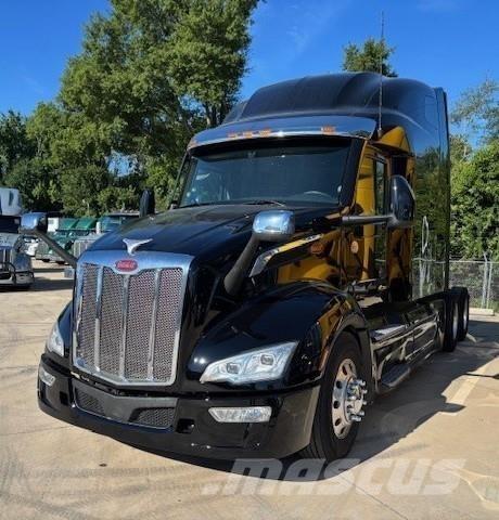 Peterbilt 579 牵引车