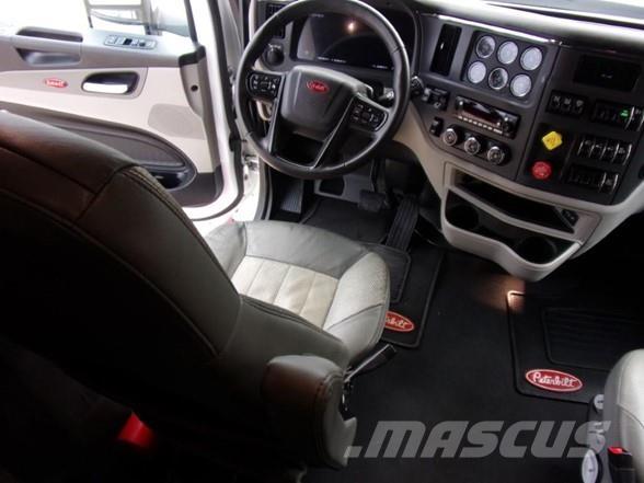 Peterbilt 579 牵引车