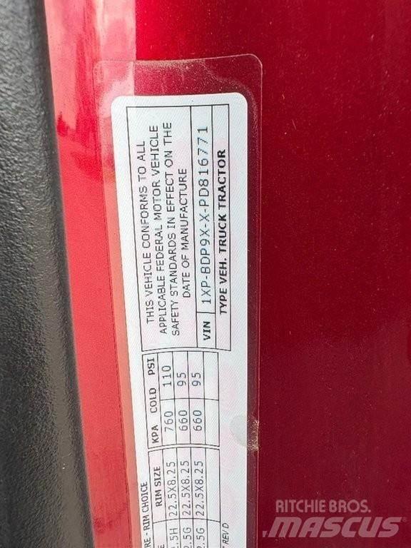 Peterbilt 579 牵引车