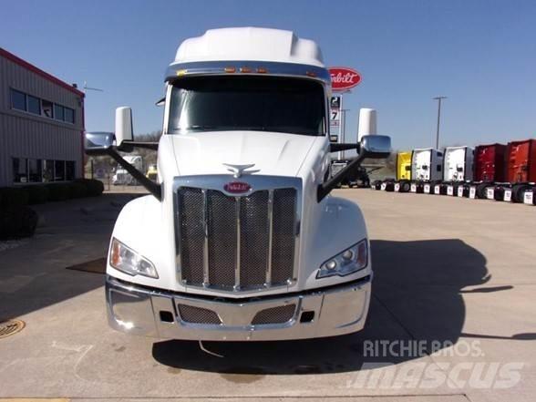 Peterbilt 579 牵引车