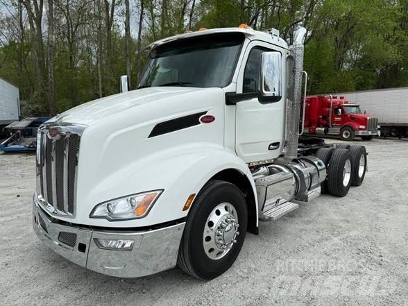 Peterbilt 579 牵引车