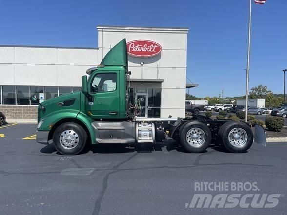 Peterbilt 579 牵引车