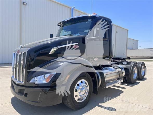 Peterbilt 579 牵引车
