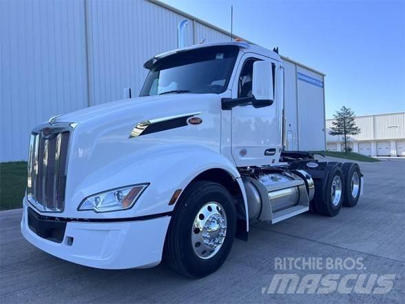 Peterbilt 579 牵引车