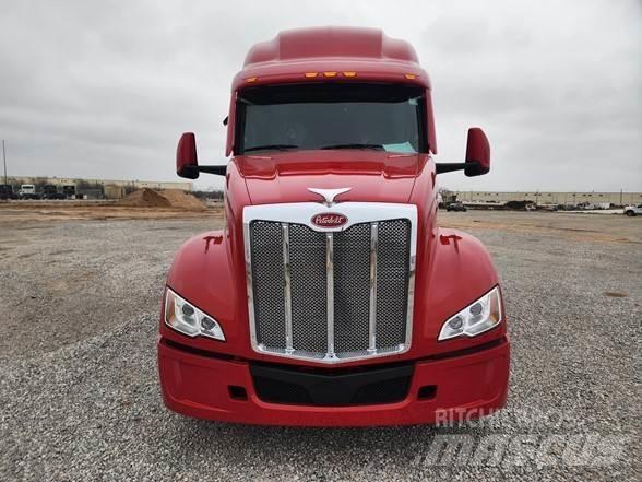 Peterbilt 579 牵引车
