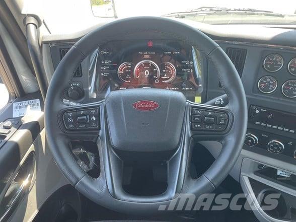 Peterbilt 579 牵引车