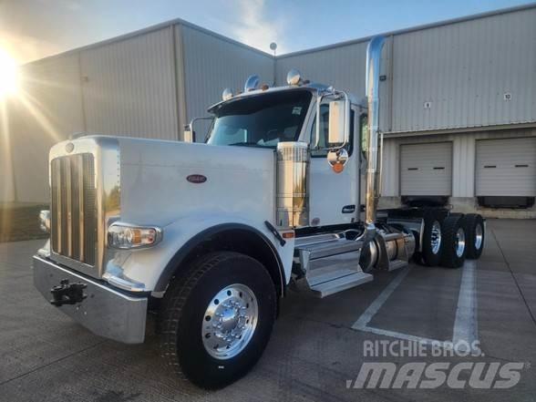 Peterbilt 589 牵引车