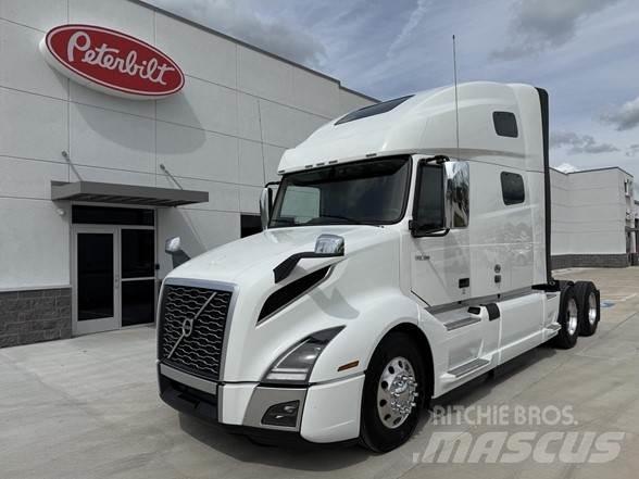 Volvo VNL42860 牵引车