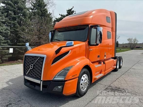Volvo VNL42T760 牵引车