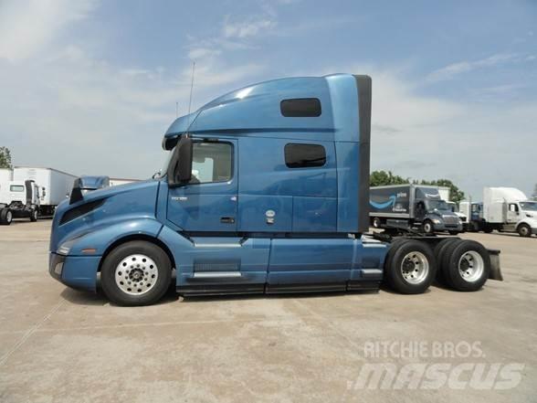 Volvo VNL64T760 牵引车