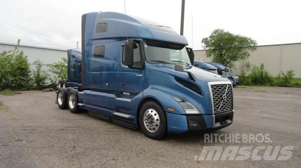 Volvo VNL64T760 牵引车
