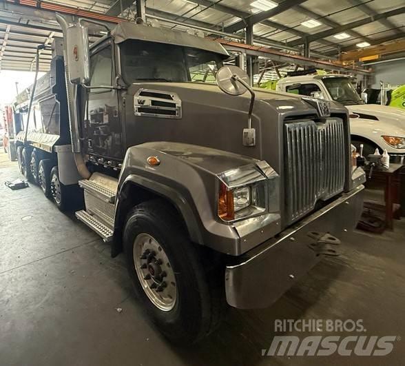 Western Star 4700 自卸式货车