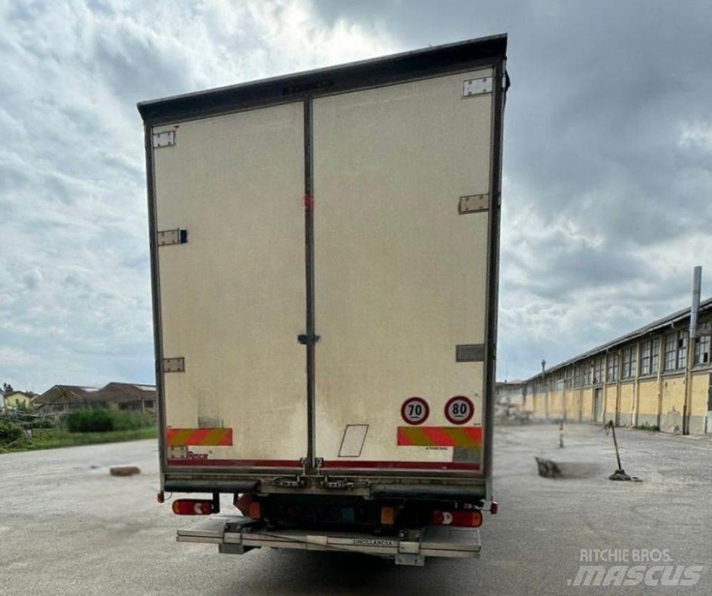 Renault D 牵引车