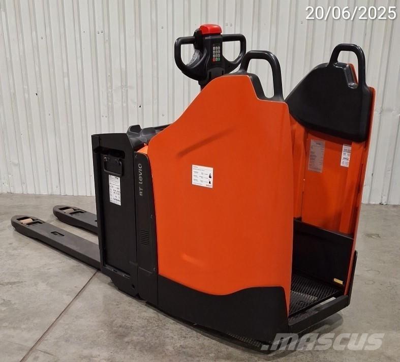 BT LPE200/10 CS 手动码垛机
