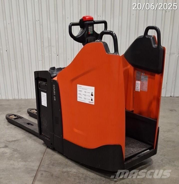 BT LPE200/8 手动码垛机