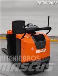 BT OSE250 低架装载机
