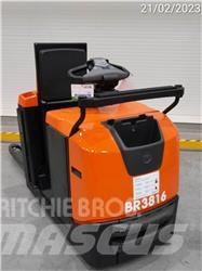 BT OSE250P 低架装载机